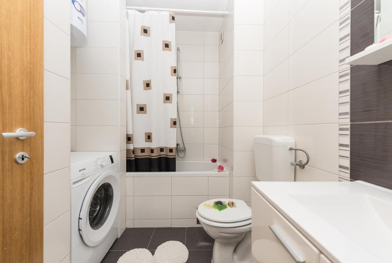 Apartament Neno Makarska Zewnętrze zdjęcie