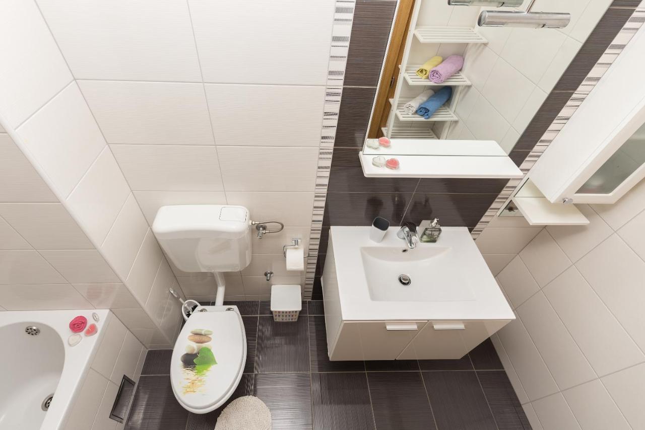 Apartament Neno Makarska Zewnętrze zdjęcie