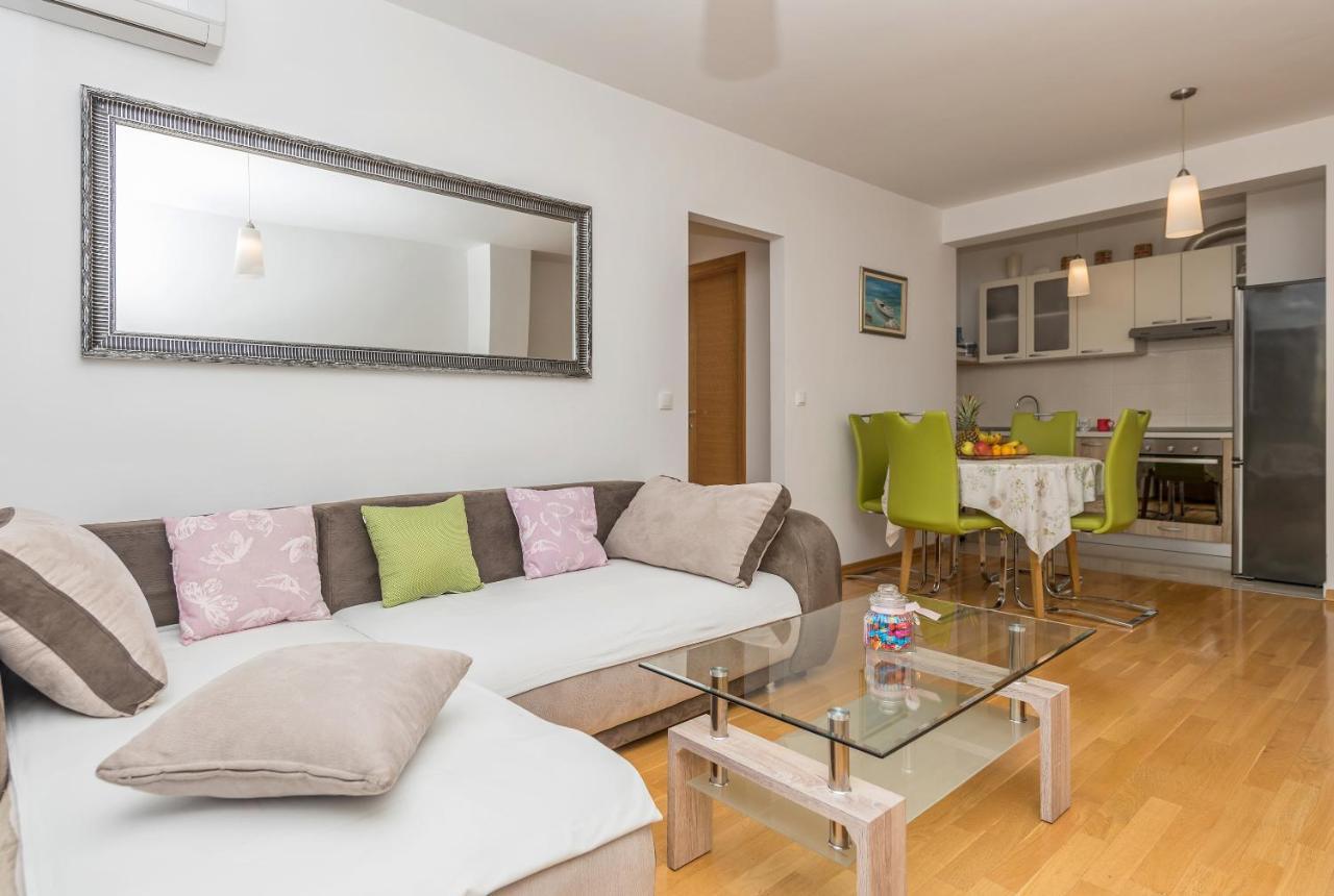 Apartament Neno Makarska Zewnętrze zdjęcie
